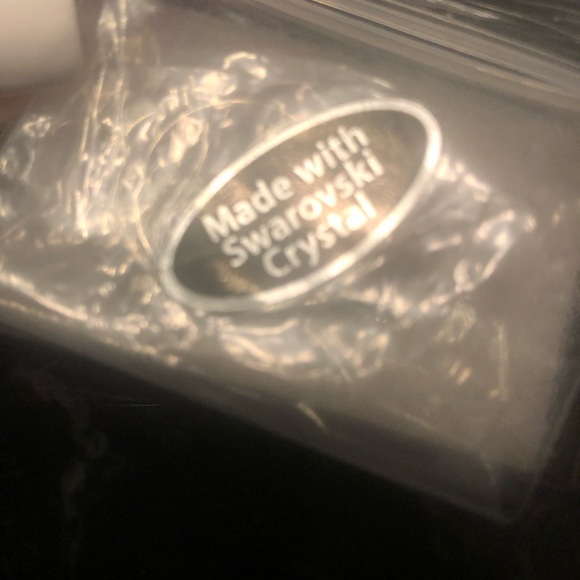 Swarovski Crystal ring in ruby red - Picture 7 of 7